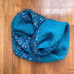 Carve Designs infinity scarf